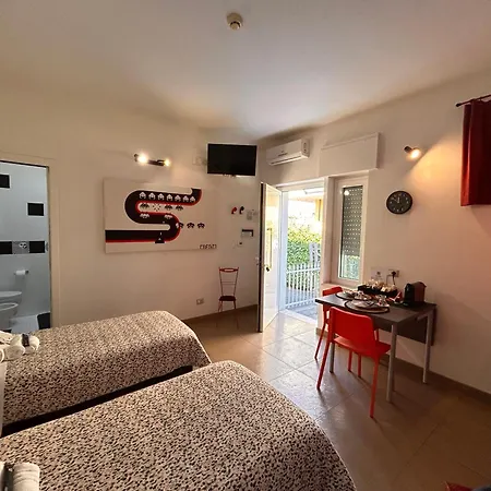 Bedrooms Bed & Breakfast 3*