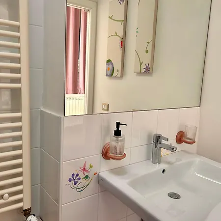 Bed & Breakfast Bedrooms