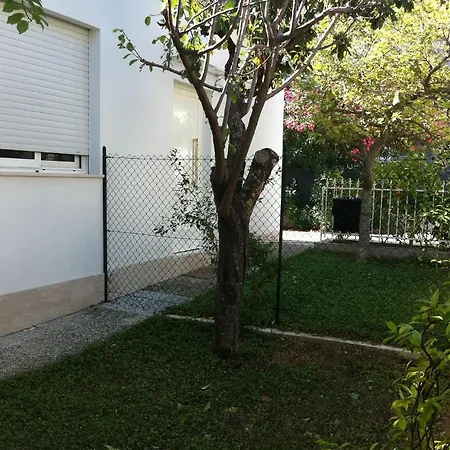 Bed and breakfast Bedrooms 3*