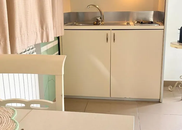 Bed & Breakfast Bedrooms 3*