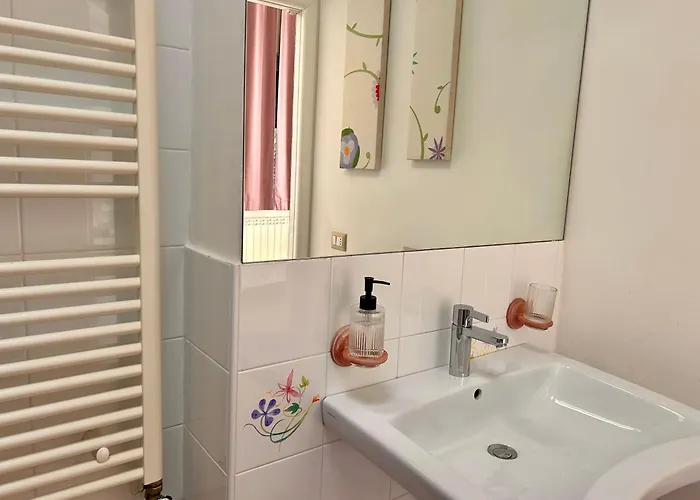 Bed & Breakfast Bedrooms