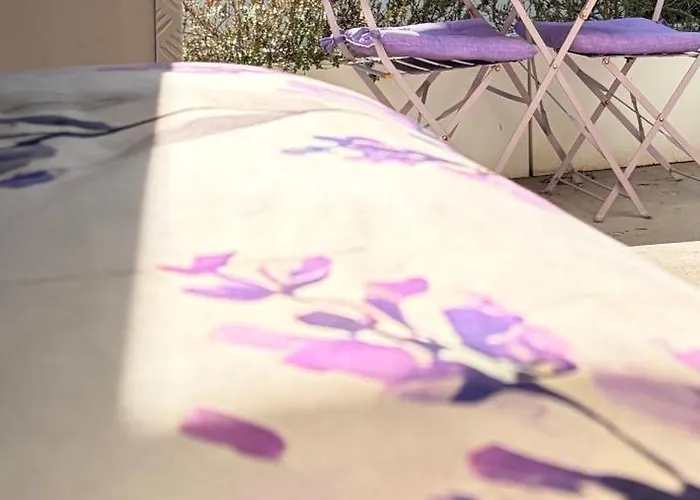 Bedrooms Bed & Breakfast